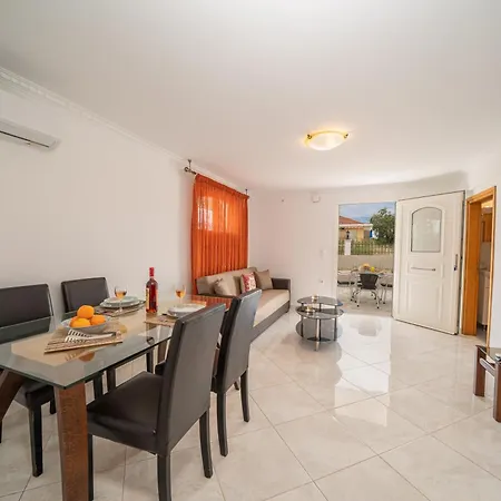 Irene Luxury Appartement *