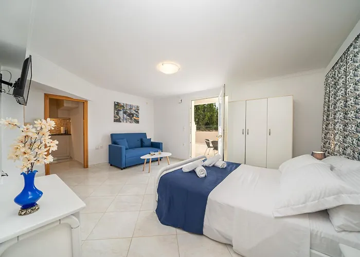 Irene Luxury Apartment Metaxata