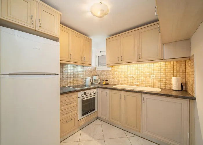 Apartment Irene Luxury Metaxata